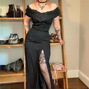 Vintage Gothic Off the Shoulder Lace Prom Dress